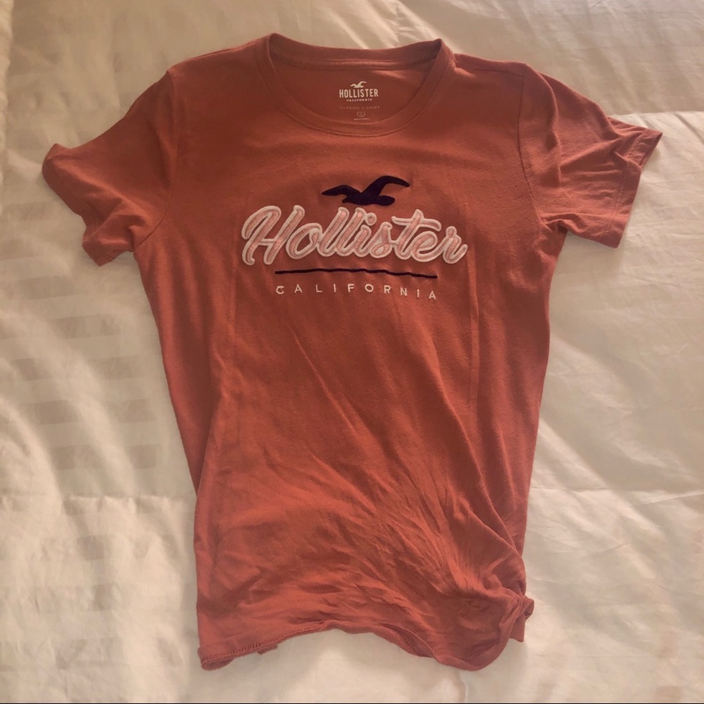 Hollister T-Shirt